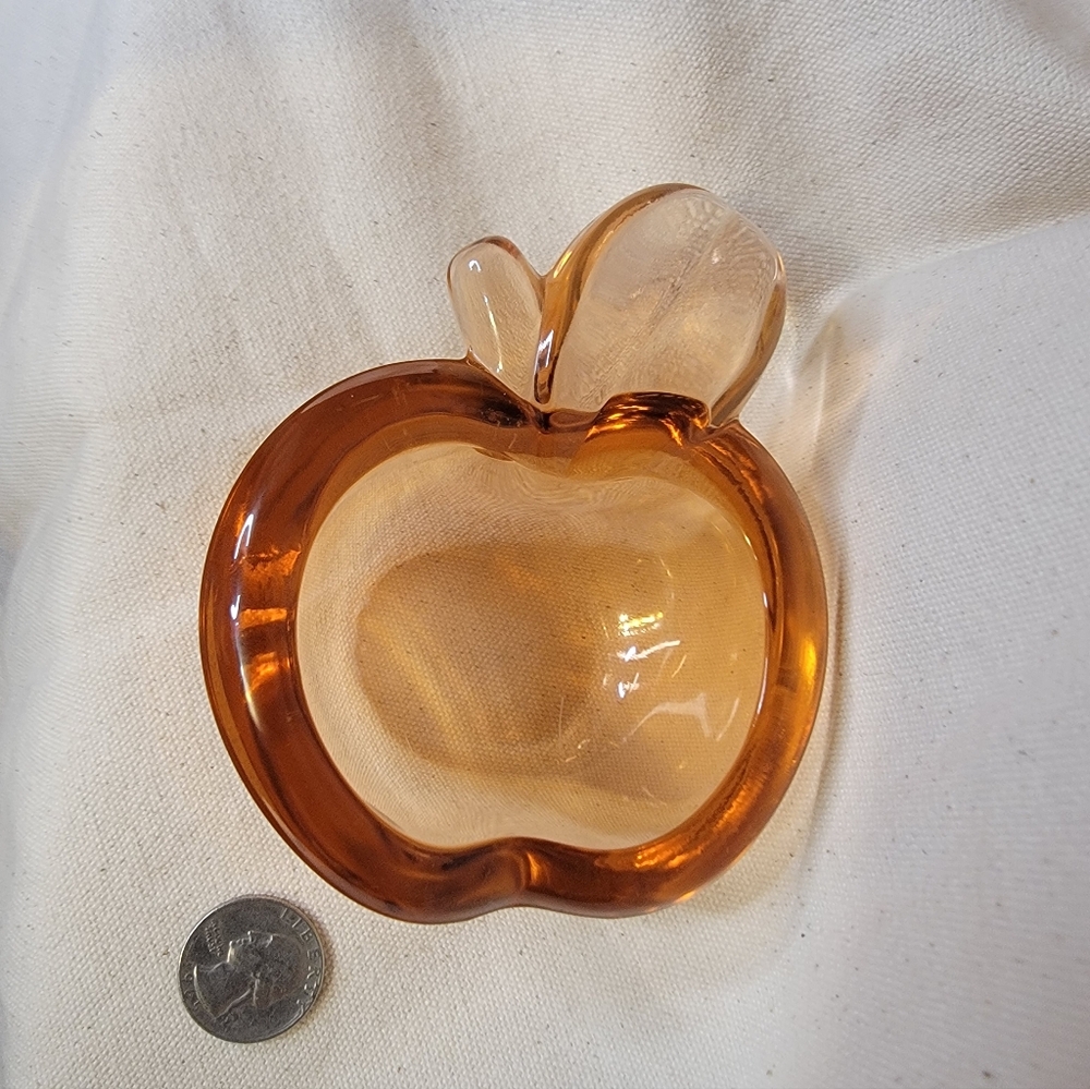 Amber Colored Art Glass Apple Trinket Dish - Picture 7 of 7